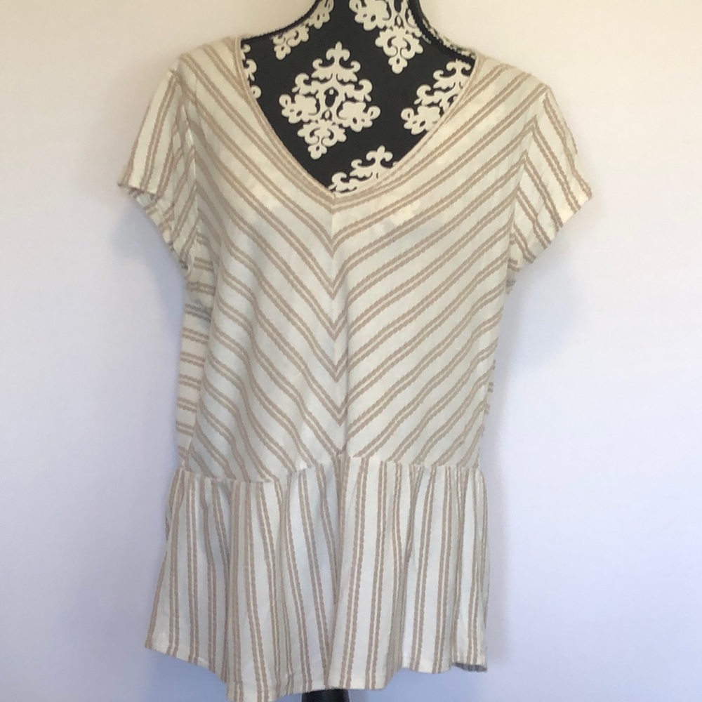 V-neck long waisted baby doll shirt